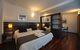 Zoom Apartments Hotel